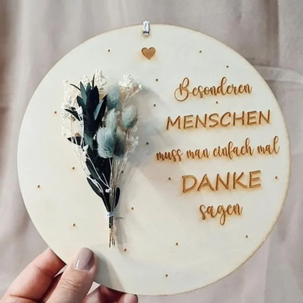 Schild "Besonderen Menschen"