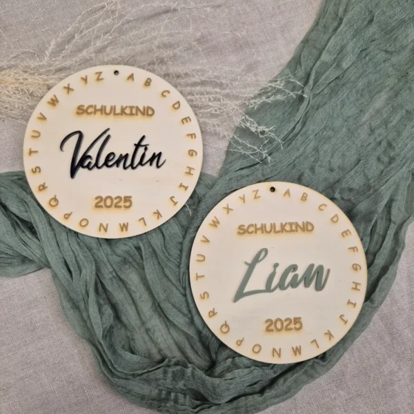 Schultütenanhänger "Schulkind 2026"